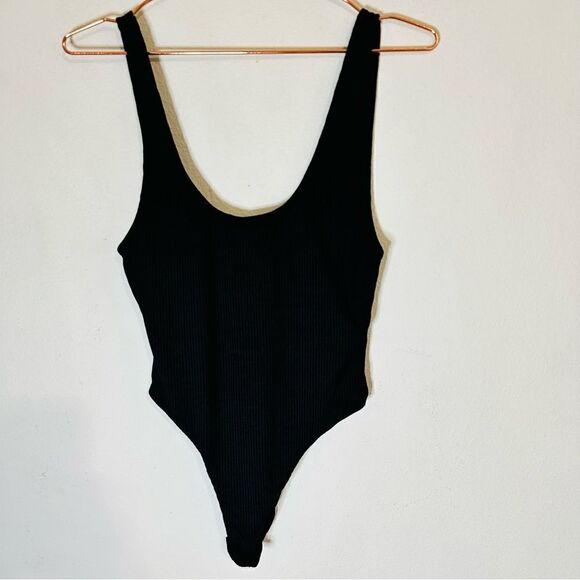 EUC BOA (Because of Alice) Black Scooped Back Thong Bodysuit Large - Picture 6 of 8